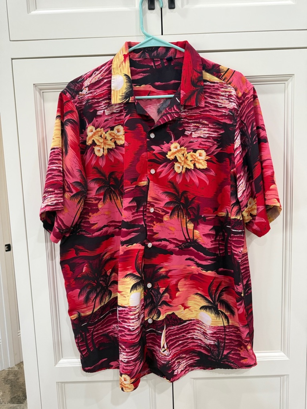 Design In Italy Hawaiian Theme Button Up Short Sleeve Shirt Size XL Vacation